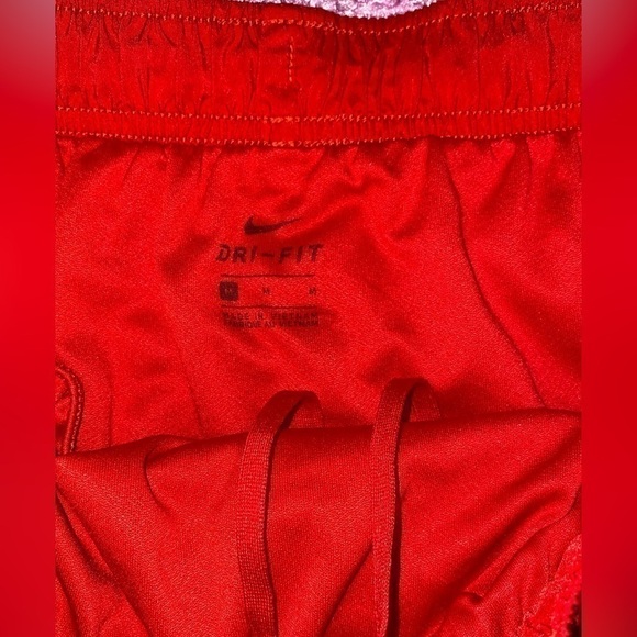 Nike DriFit Active Shorts -Medium - Picture 2 of 3